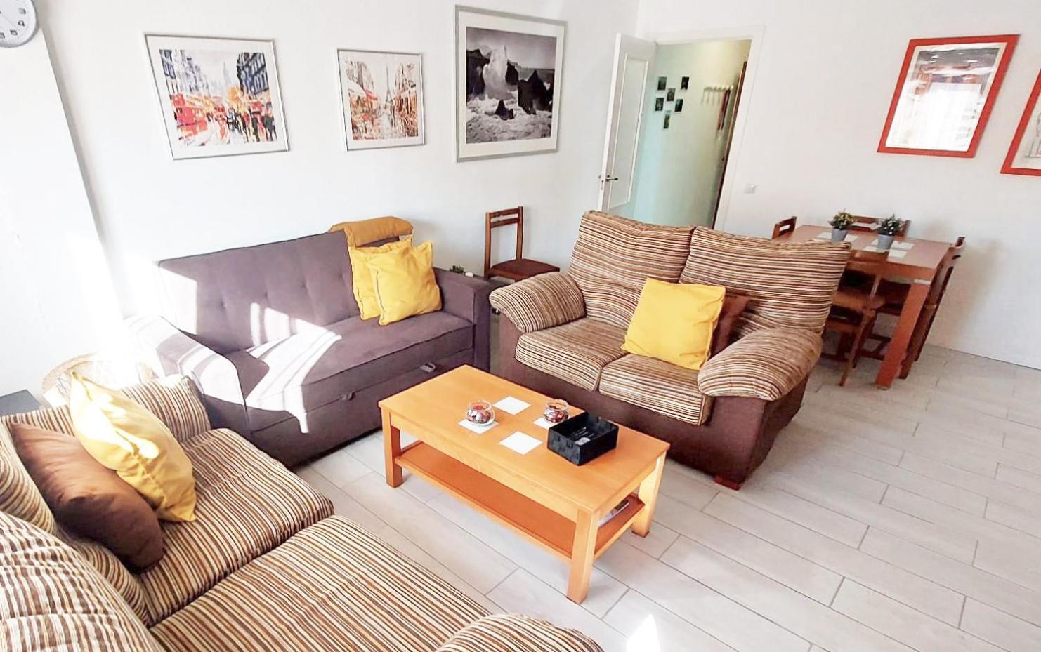 Centro Ideal Familias 6 Adultos Y 2 Ninos- Apartment Hervas